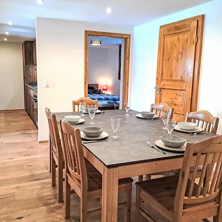Les Rousserolles By Interhome