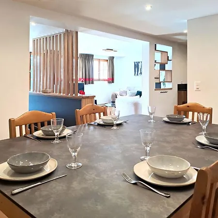 Apartment Les Rousserolles By Interhome